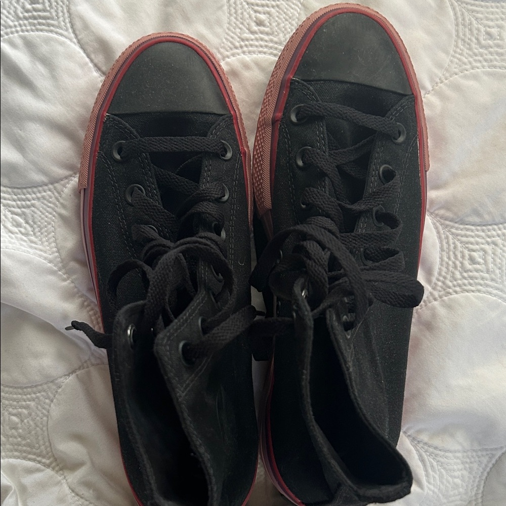 Converse All Star Black and Red High Tops - Picture 4 of 4